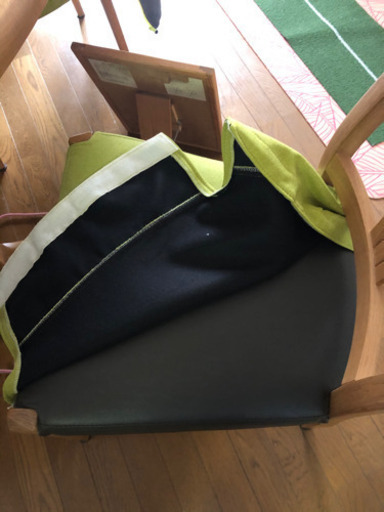 美品ダイニングテーブル木製