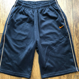 NIKE バレーボール用 ジャージ ハーフパンツの画像