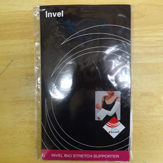  未使用品 インヴェル ストレッチサポーター レギュラー 白 ホ...