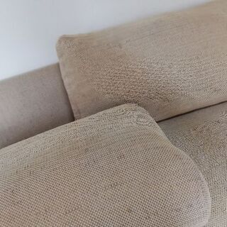 ソファ  クッション外して広く使用可