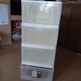 (相談中)衣装ケース　４個セット