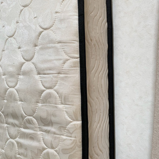 マットレス　シングルサイズ　引き取り可能な方の画像