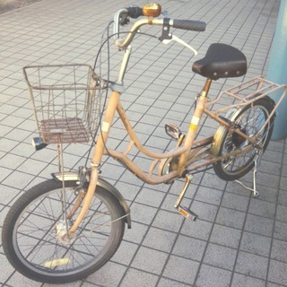 20インチ シティーサイクル 自転車 シマノ外装5段ギヤ変速 です。の画像