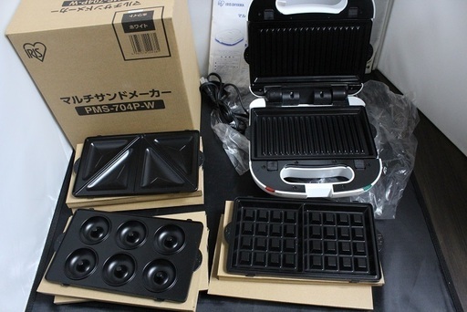 マルチサンドメーカー　プレート4種類　ワッフル 　ホットサンド　 ドーナッツ 　パニーニ