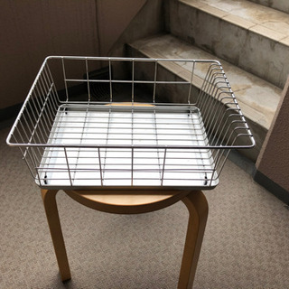 無印良品　旧デザイン　水切りカゴ　受け皿AKAO社製付の画像