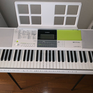 CASIO 61鍵盤 電子キーボード 光ナビゲーション LK-511