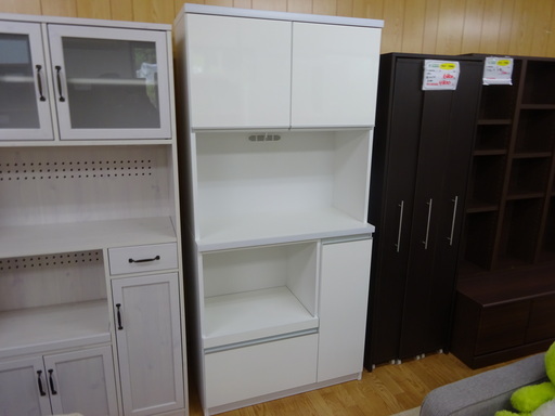 【リサイクルサービス八光　田上店　配達・設置OK】エナメルホワイト　食器棚