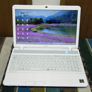 💖良品✨/15.6型光沢液晶✨/アーバンホワイト/光速☆彡SSD128GB/快適♬メモリ4GB/デュアルコアCPU♪/HDMI📺/Microsof Offce 2016📒✎/すぐ使えるWindows10♪/すぐ繋がるWi-Fi📶/DVDSマルチコピー可💿/SDカードスロット🅌/WEBカメラ📹/内臓マイク🎤/10キー付きKB/点検整備清掃済み😊/クレジットカード決済可能💳/FUJITSU LIFEBOOK AH40/Gの画像