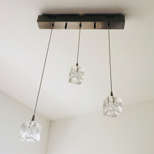 希少　クリスタルキューブ  3灯タイプ　家庭用シーリング対応