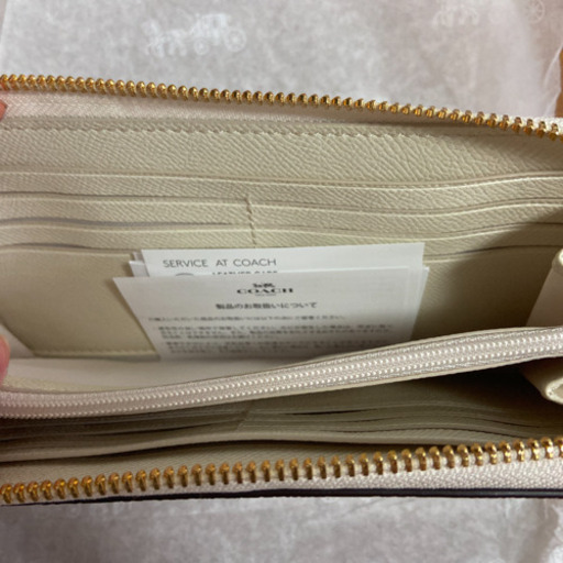 新品 コーチ 長財布