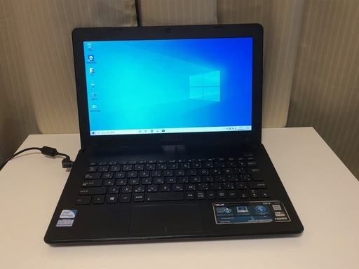 SSD搭載でさくさく　ASUS X301A　SSD128GB PentiumB980 2.4GHz メモリ4GB