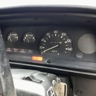 TOYOTA ハイラックス　　ピックアップ　トラックの画像