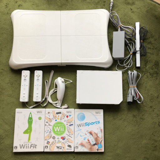 wii本体+wii fit+wii sport 5000円