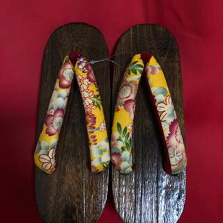 新品未使用　女性用　下駄　24㎝