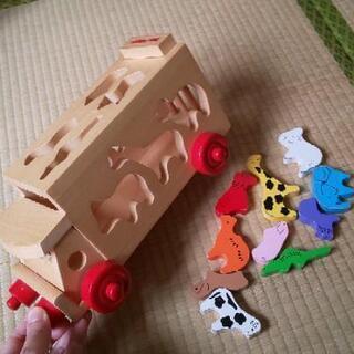 【取引中】ミキハウスの木のおもちゃ&ピアノえほんの画像