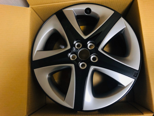 プリウスα ホイル　4個　純正品