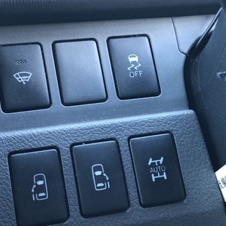 自社ローン始めました！！ノア　車検新規２年付き　４ＷＤ　ナビの画像