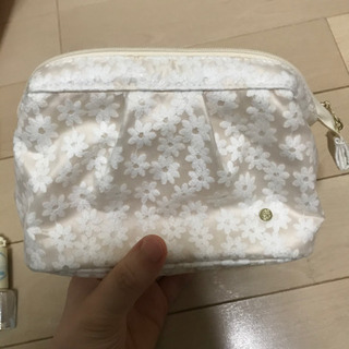 ポーチ 、コスメセット