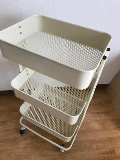 インスタやYouTubeでよく見かけるキッチンワゴン　　IKEA系