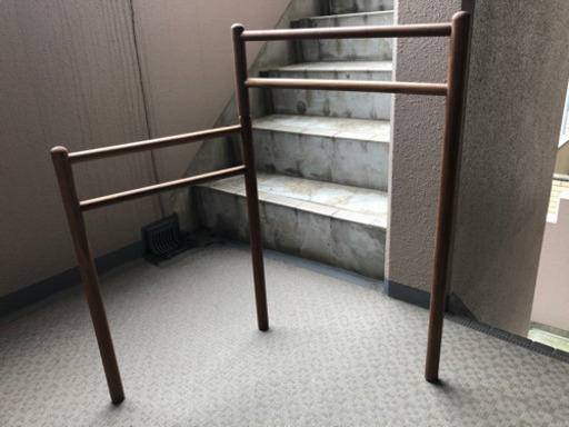衣服かけ、タオルかけに　小さめ衣桁　中古
