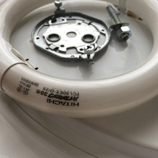 National蛍光灯照明器具+Hitachi蛍光管3本(昼光色)+固定具の画像