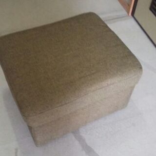 超美品！オットマンの画像