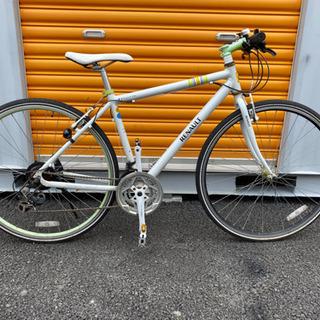 ☆超特価☆オシャレなクロスバイクが新車の半額！ 中古自転車