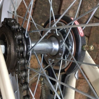 ほぼ新品　折り畳み自転車　16インチ　simple Styleの画像