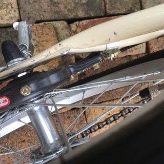 ほぼ新品　折り畳み自転車　16インチ　simple Styleの画像