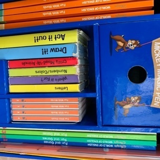 DWE Fun and Adventures, Fun with Words 等 Amazon.com: WordWorld: Fun and Games! DVD : n/a, Olexa Hewryk