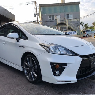 平成25年式 TOYOTA プリウス ＳツーリングセレクションＧ’ｓ　車検2年付き・修復歴無し！走行5万km台！の画像