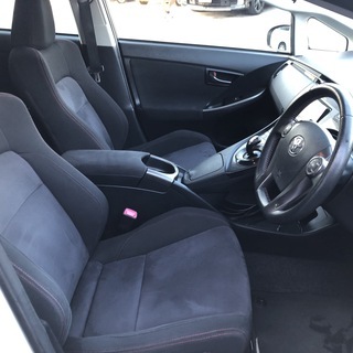 平成25年式 TOYOTA プリウス ＳツーリングセレクションＧ’ｓ　車検2年付き・修復歴無し！走行5万km台！の画像