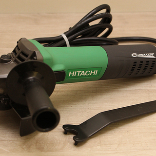 日立工機 HITACHI ヒタチ 125mm 電子ディスクグラインダー G13VE ブラシレスモーター 搭載 ベビーサンダー HiKOKI(D3553swxY)