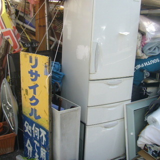 ３ドア冷蔵庫差し上げます。