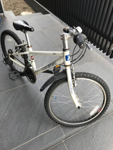 ルイガノ　ジュニア　キッズ　２２インチ　小学生