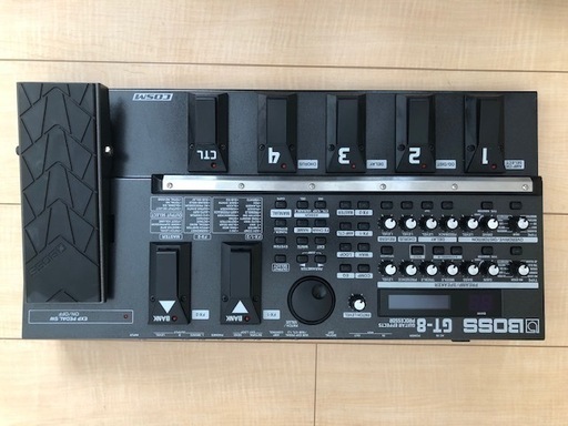 【受付終了/売約済】　ギターエフェクター　BOSS GT-8　譲ります