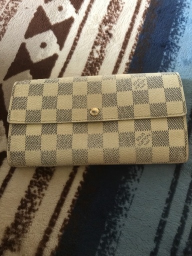 ルィビトンの財布