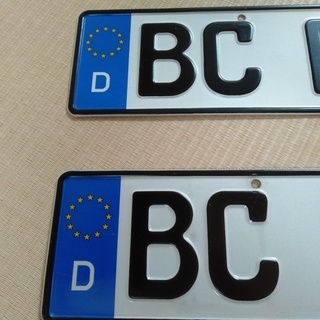 【 ユーロナンバープレート　2枚組 】の画像