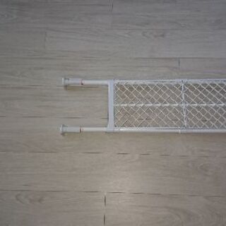 突っ張り棚の画像