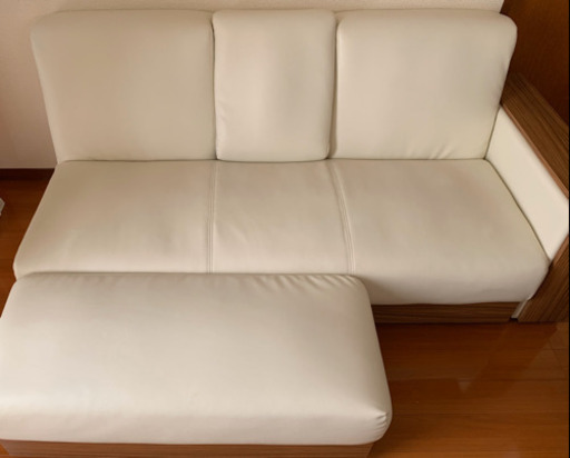 テーブル付き3人掛けソファベッド