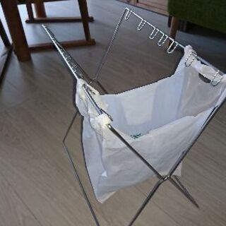 分別ゴミスタンドの画像