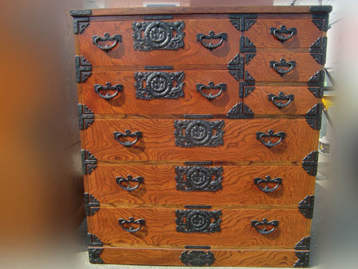 岩谷堂箪笥（整理タンス）民芸調箪笥 欅材 拭き漆塗 南部鉄金具 鍵付き/飾り棚/三五整理小抽出付/和家具 中古☆店頭引取りOK☆札幌市白石区