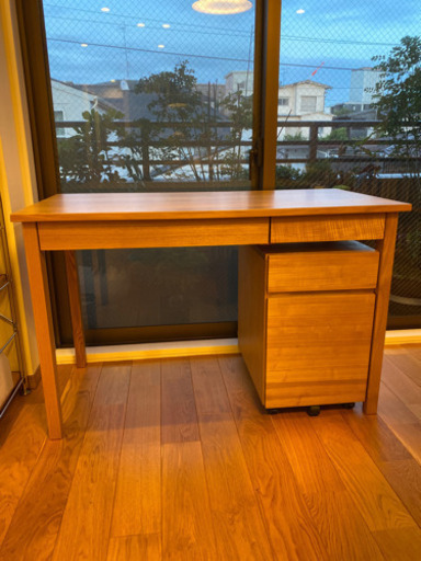 無印良品　ほぼ無傷・状態良好　学習机