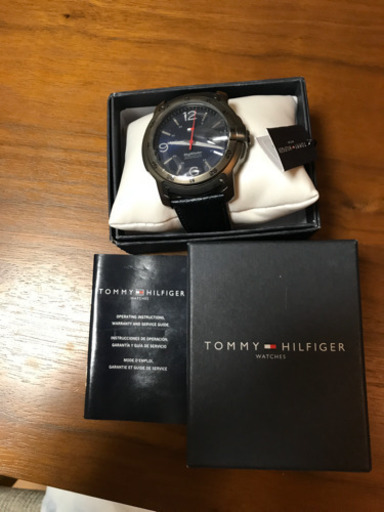 新品タグ付き^_^トミーヒルフィガーレザーベルト腕時計リストウォッチ
