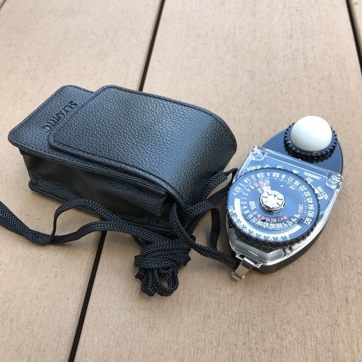 露出計SEKONIC STUDIO DELUXⅡお譲り