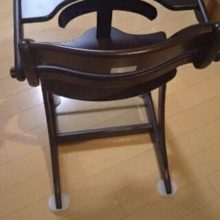 木製のベビーチェア 超美品 ブラウンの画像