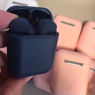 通話可能Bluetoothイヤホンの画像