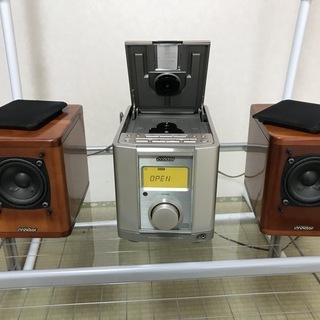ビクターのミニコンポの名機です！早めの引き取りを希望します！の画像