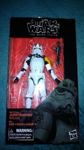 ④スターウォーズ・THE BLACK SERIES JUMPTROOPERのフィギュア