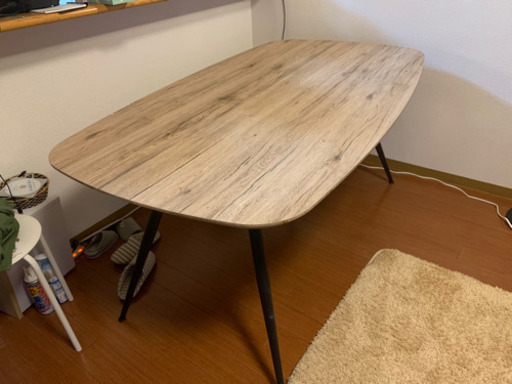 楕円形ダイニングテーブル